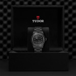 TUDOR - Black Bay Ceramic