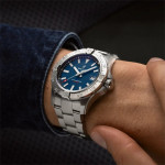 Breitling - Avenger Automatic 42