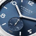 NOMOS Glashütte - Club Sport neomatik 42 Datum blau