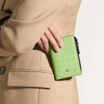 Montblanc - Extreme 3.0 Mini-Brieftasche 6 cc in Hochformat