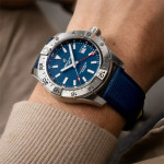 Breitling - Avenger Automatic GMT 44