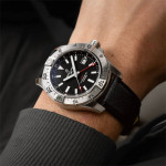 Breitling - Avenger Automatic GMT 44