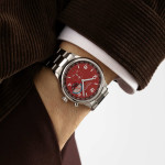 NOMOS Glashütte - Club Sport Neomatik Weltzeit Magma