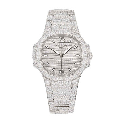 Patek Philippe - Nautilus