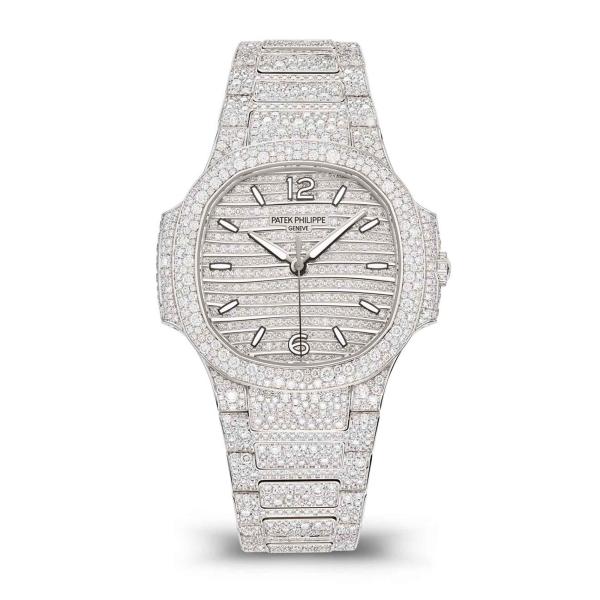 Patek Philippe - Nautilus