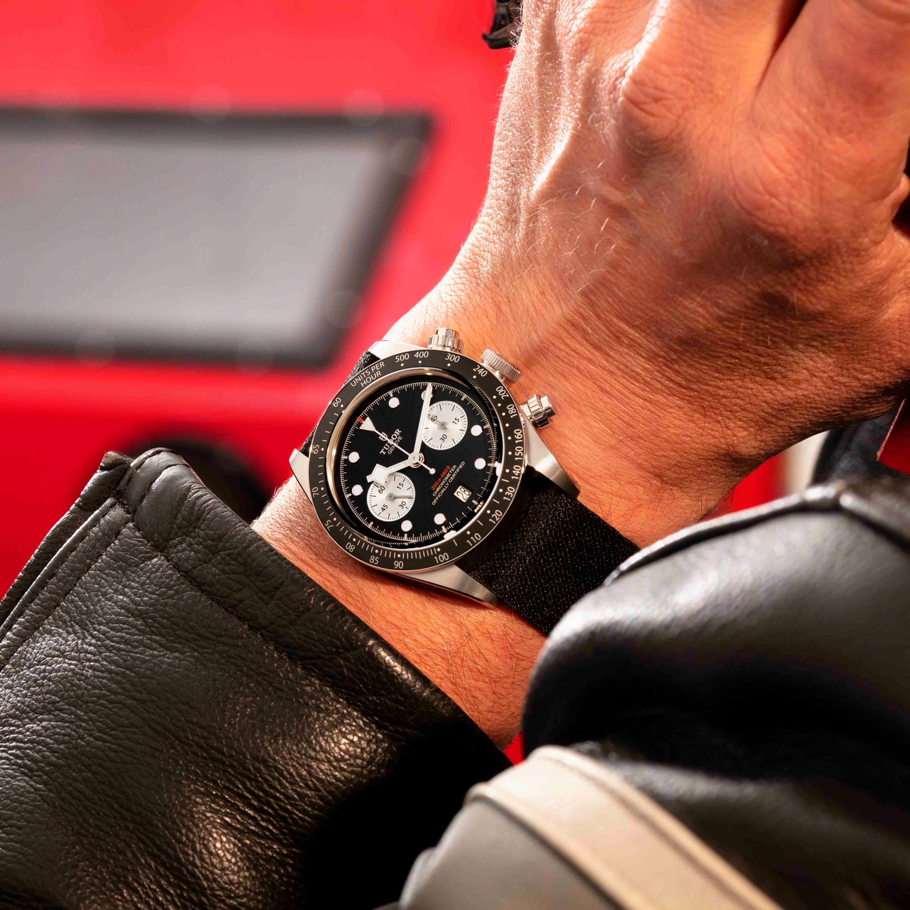 TUDOR black bay chrono web_3